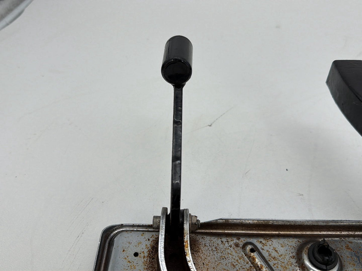 05 Harley Electra Glide Touring Ultra OEM Left Right Driver Floorboard Foot Rest