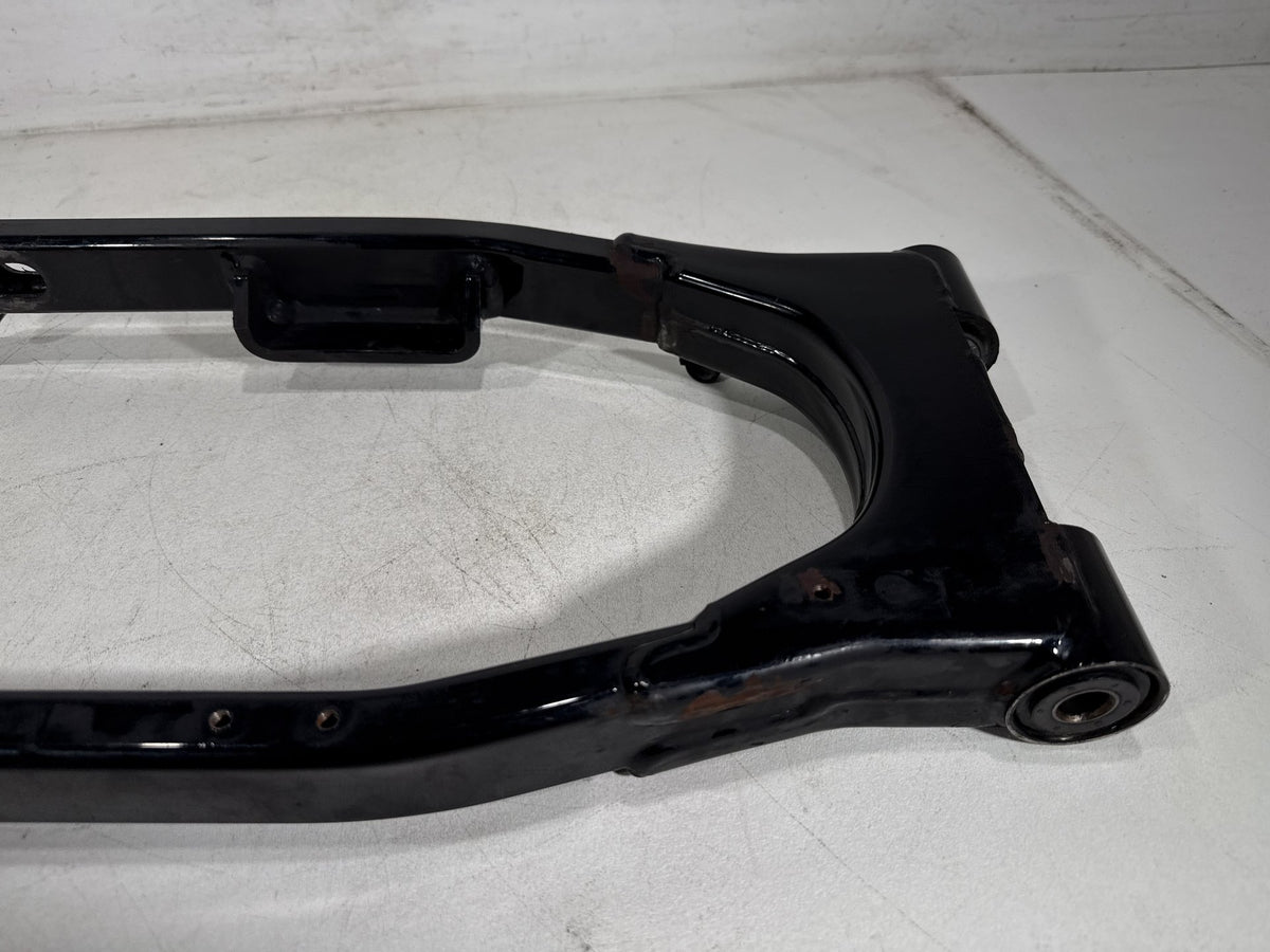 2001 Harley Electra Glide Touring Classic OEM Rear Fork Swingarm Swing Arm