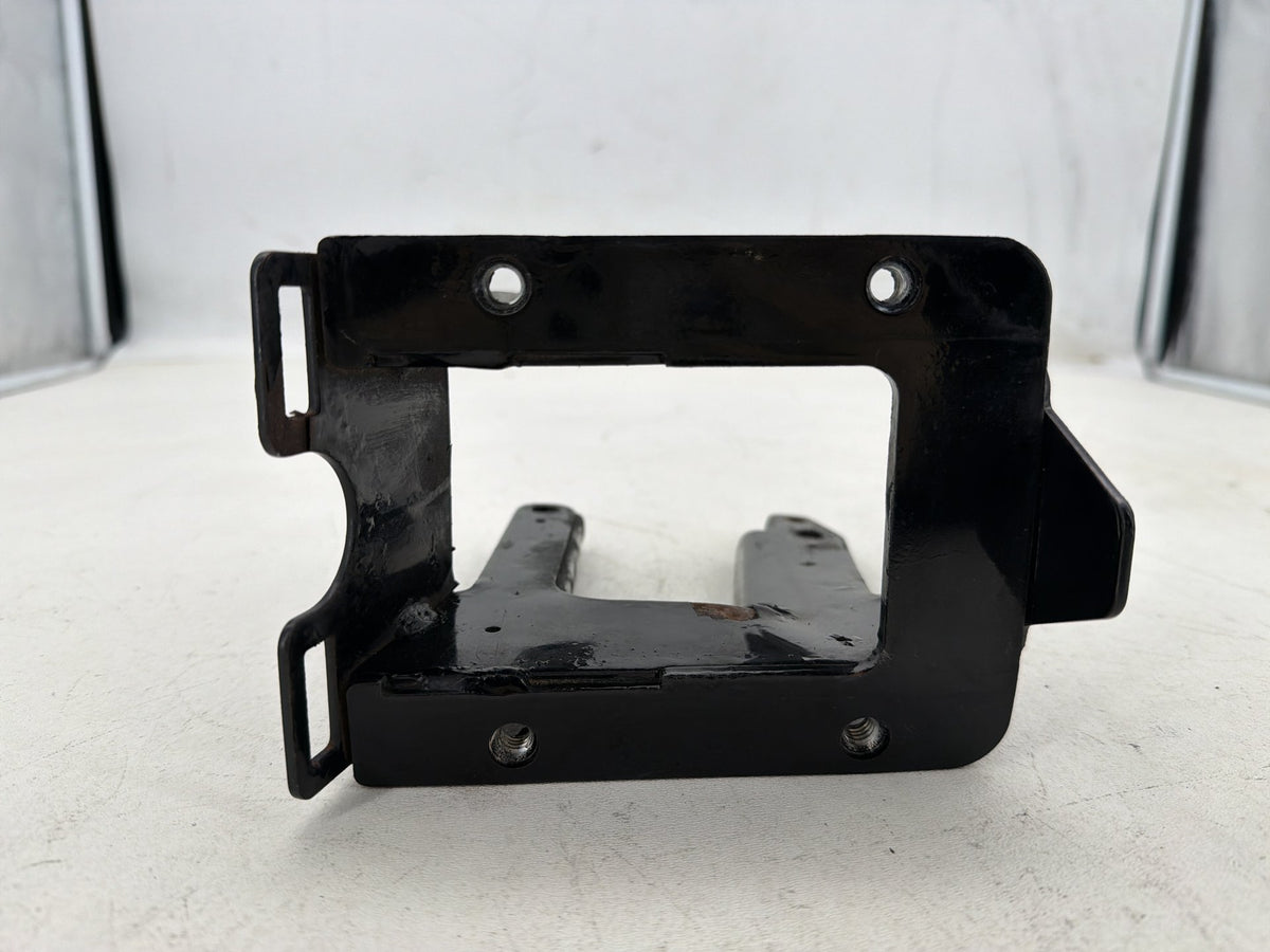2016 Harley Road Glide Touring FLTRXS OEM Inner Fairing Mount Support Bracket