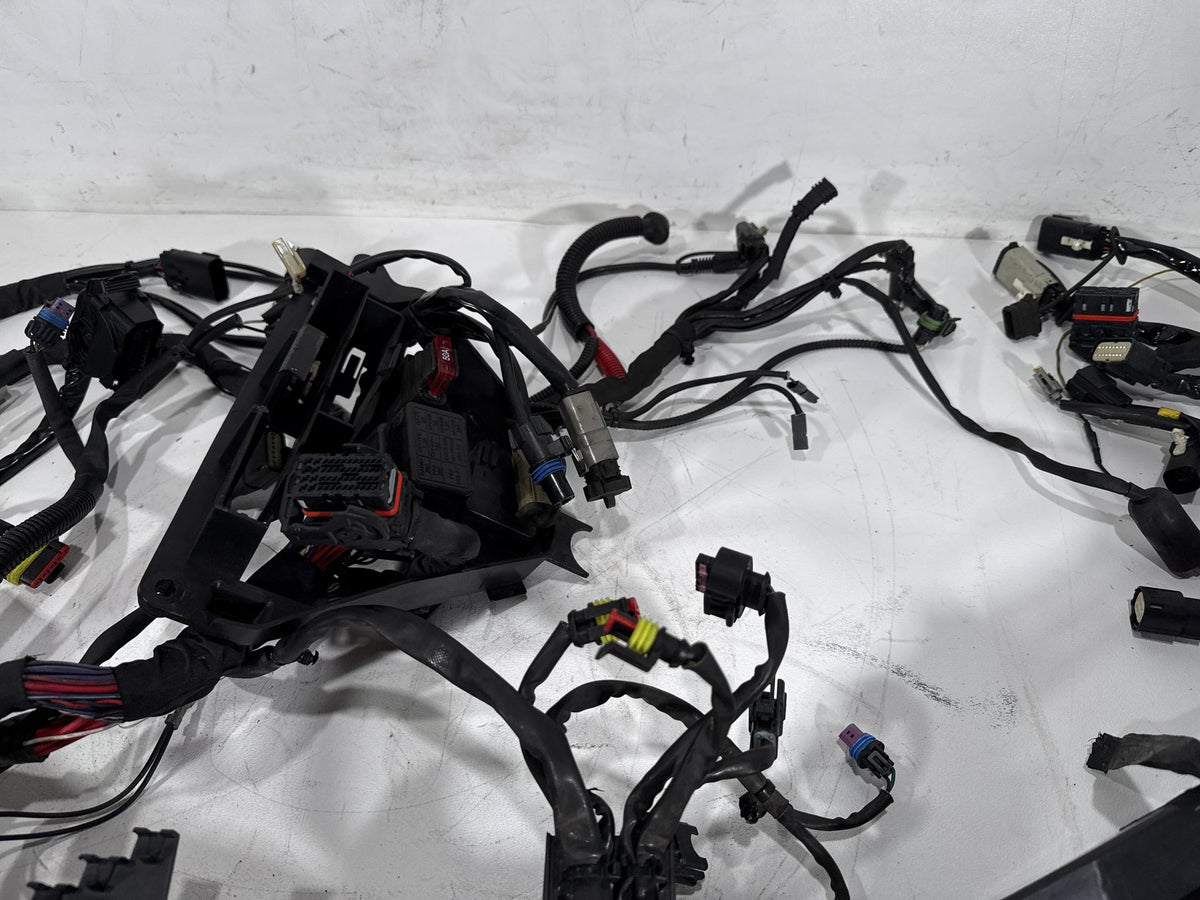 2014 Harley Electra Glide Touring Ultra OEM Main Wire Wiring Harness Loom ABS