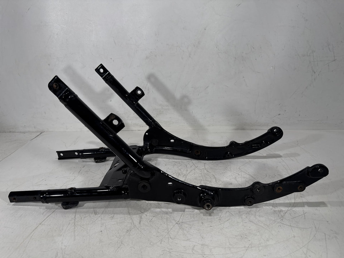 2011 Harley Street Glide Touring OEM Rear Back Sub Frame Rail Bar 48079-09BHP