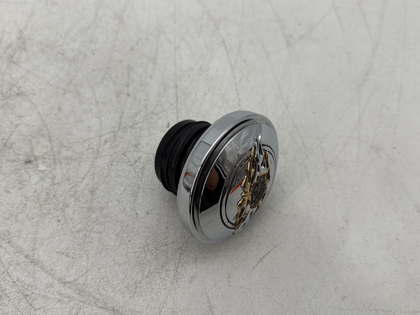 2000 Harley Dyna FXDWG Wide Glide OEM Fuel Cap Gas Tank Bushing Hub