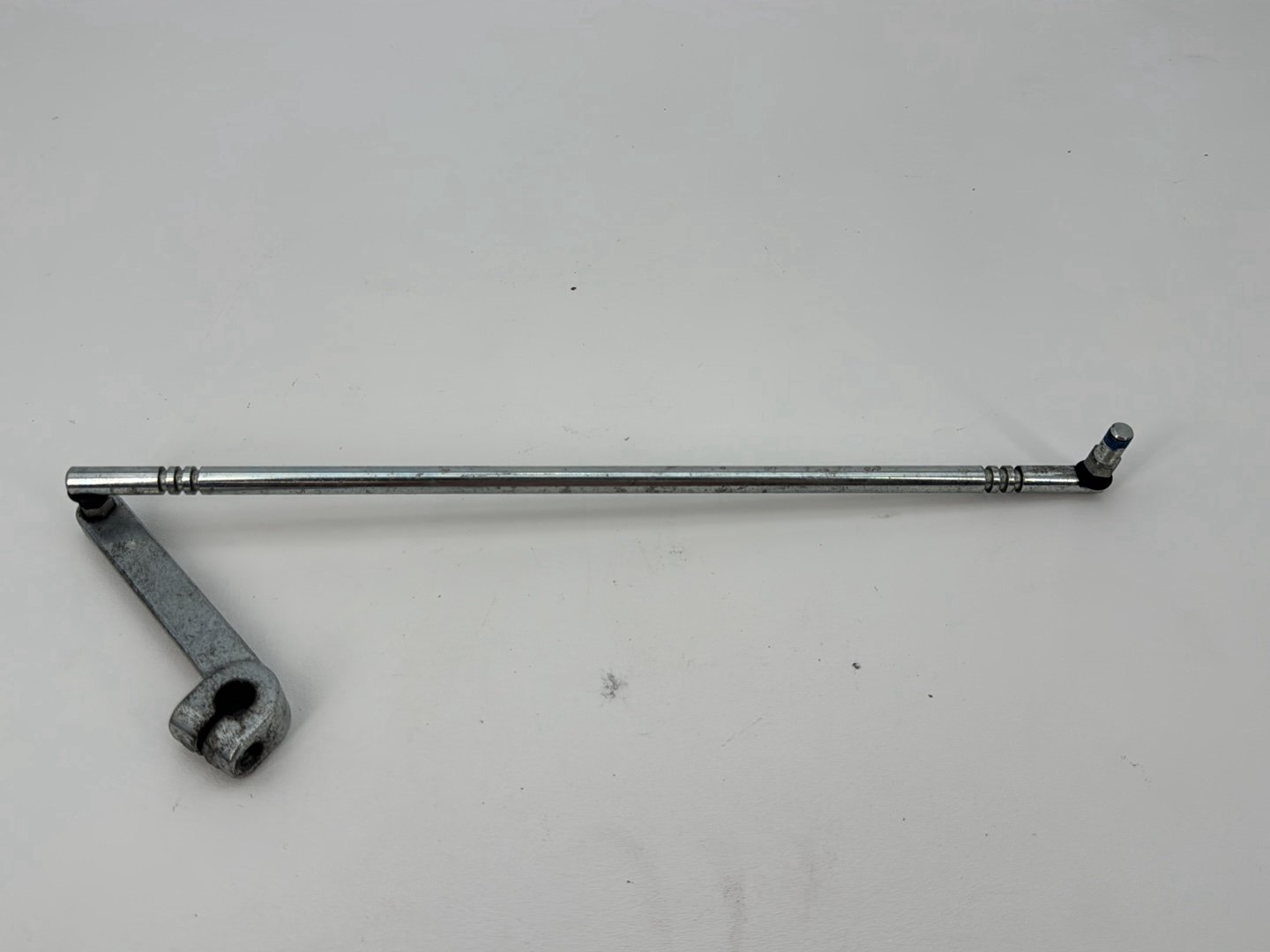 1999 - 2006 Harley-Davidson Dyna Wide Glide Gear Shifter Lever Arm w/ Rod linkage 33715-85A