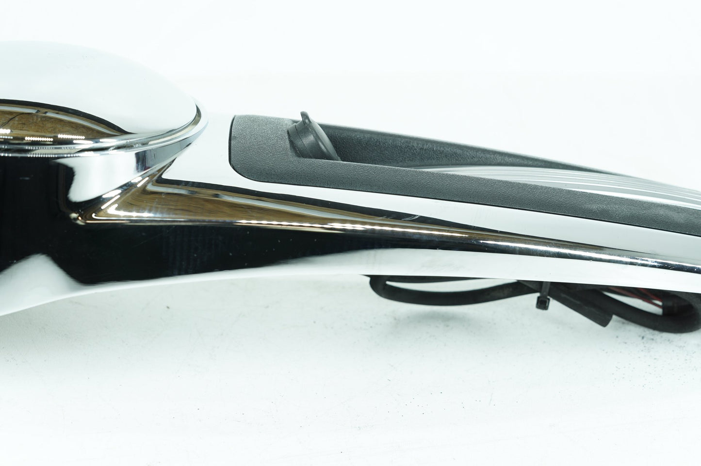 2008 - 2016 Harley-Davidson Touring Electra Glide Ultra Fuel Gas Tank Dash Console NOKey 61270-08