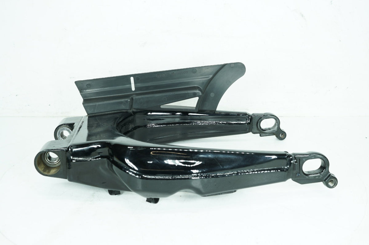 2011 Harley Touring FLHTCU Electra Glide Ultra OEM Rear Fork Swingarm Swing Arm