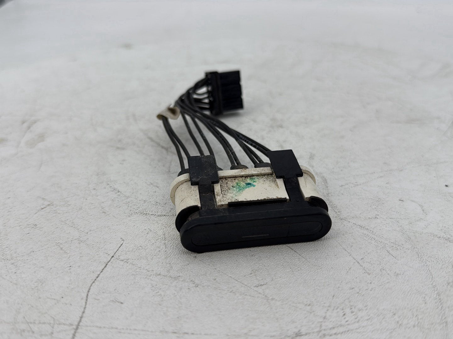 1999 - 2006 Harley-Davidson Touring Electra Glide Ultra Dash Indicator Lamp Wire Plug In 68789-96A