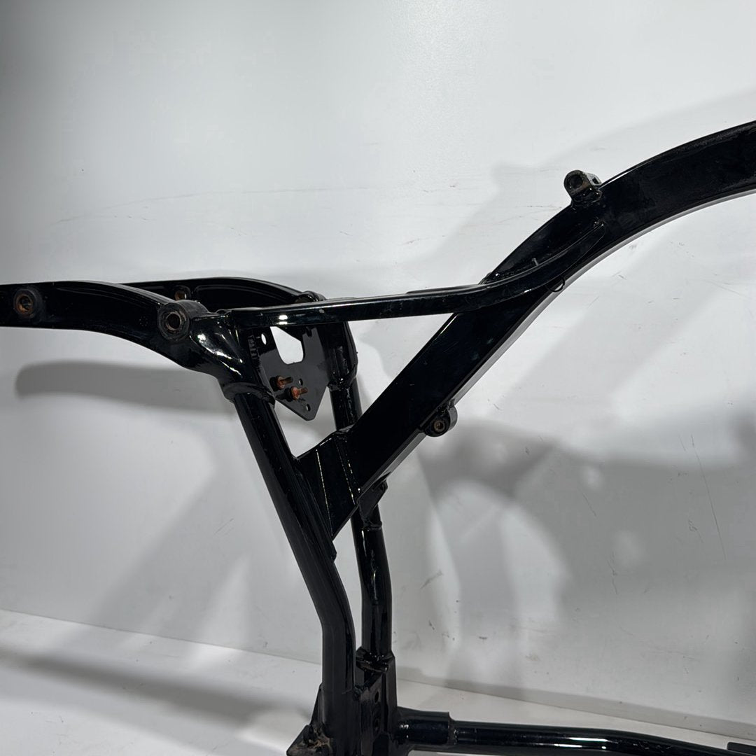 2007 - 2012 Harley-Davidson Dyna Street Bob Body Main Frame Chassis SLVG 	47463-06BHP