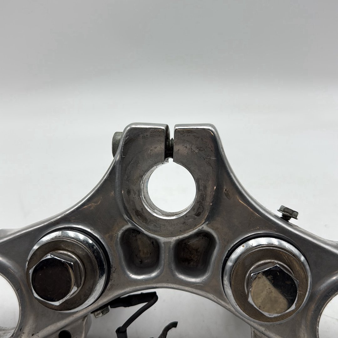 1999 - 2006 Harley-Davidson Dyna Low Rider Front Fork Upper Triple Tree Clamps 45739-87