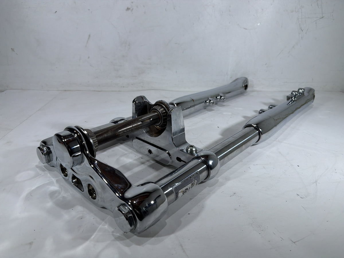 2001 Harley Softail Deuce FXSTD Front Triple Tree Set & LH RH Fork Legs Sliders