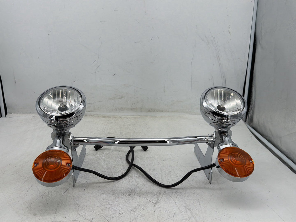 2011 Harley Electra Glide Touring Ultra OEM Front Turn Signal Indicators Aux Light Bar