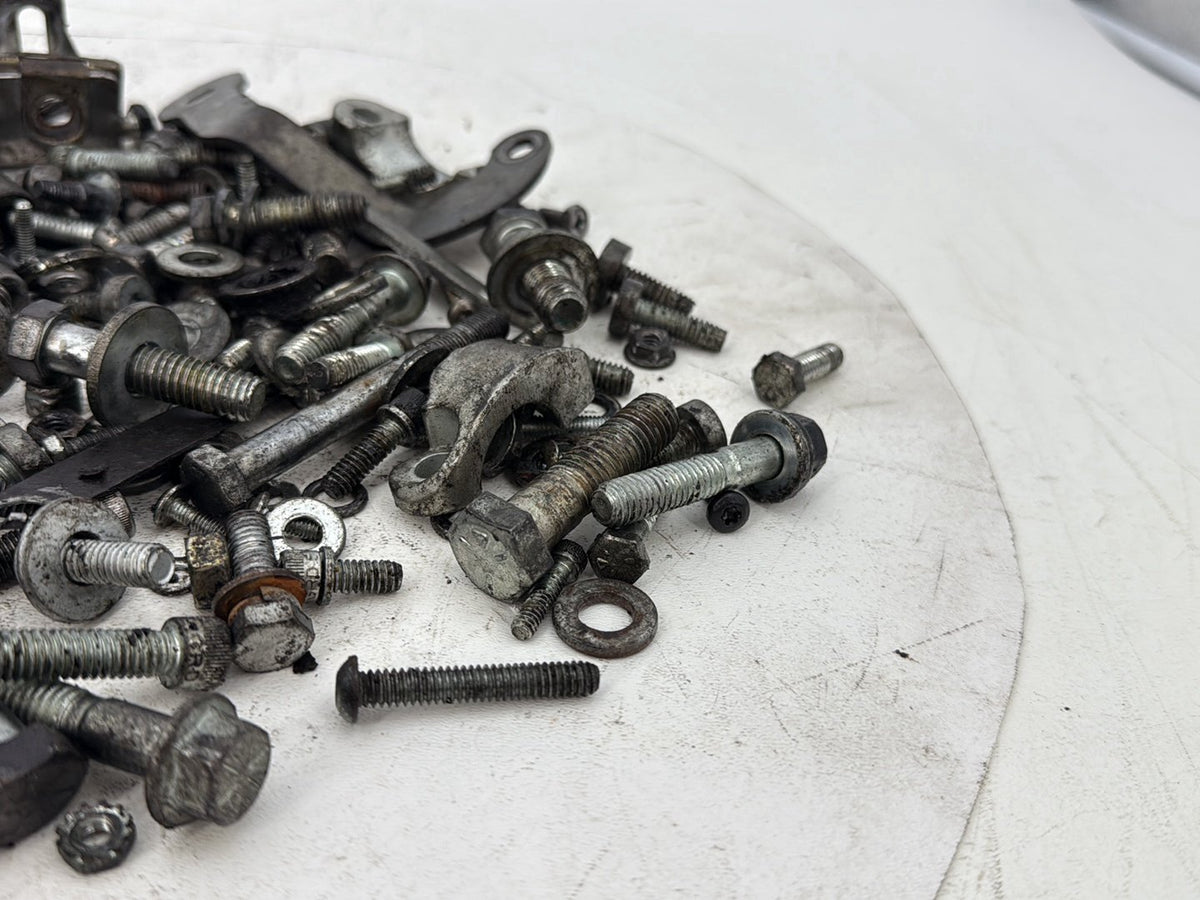 00 Harley Touring FLHTCUI Electra Glide Ultra OEM Hardware Bolts Nuts & Brackets