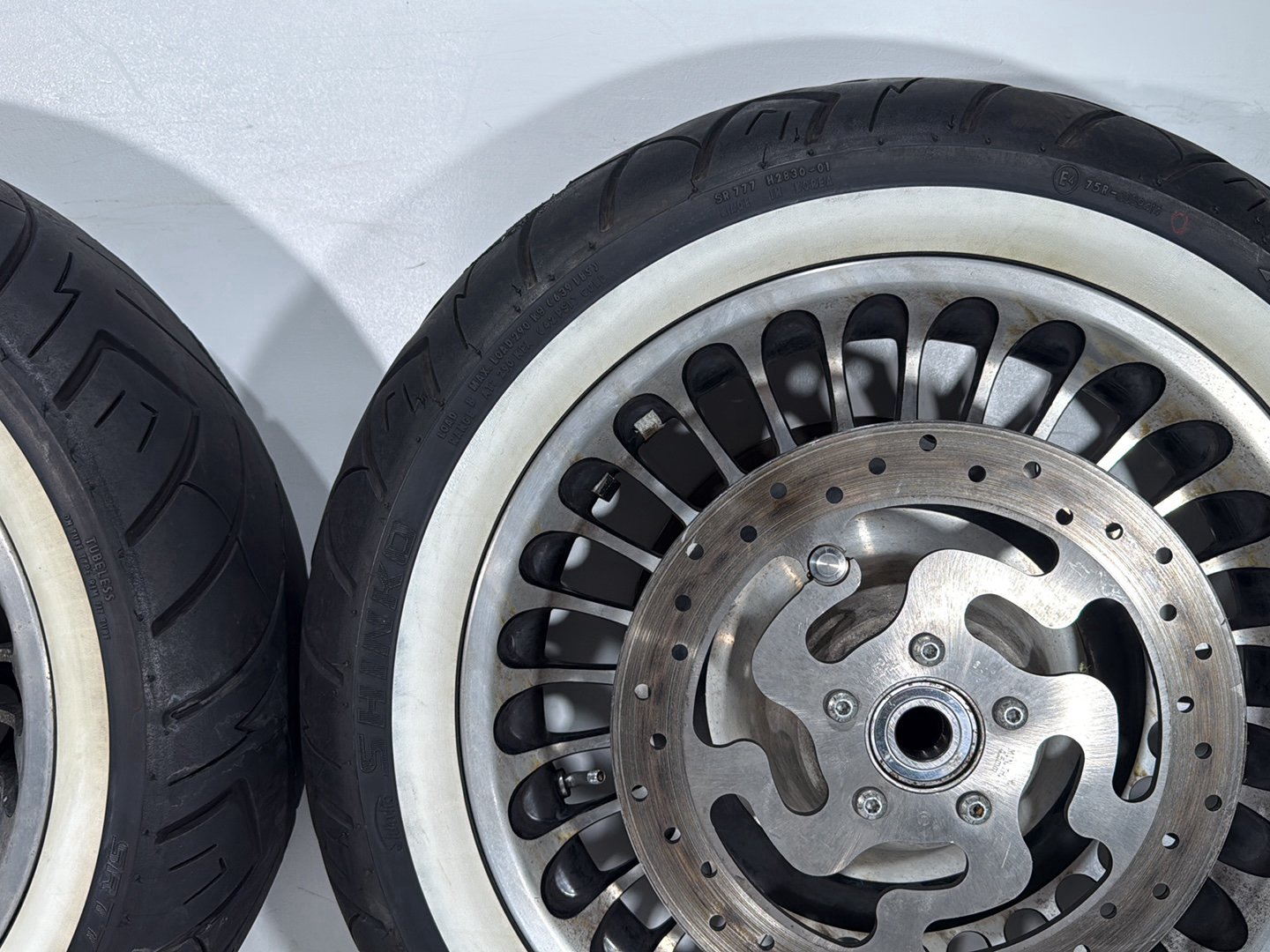 2013 Harley Electra Glide Touring Ultra FLHTCUI OEM Front & Rear Wheel Rim Tire