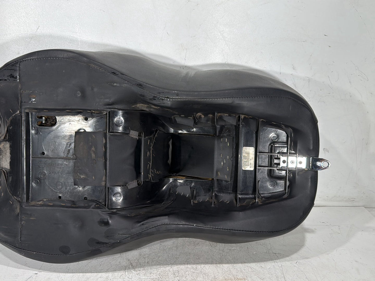 2012 Harley Electra Glide Touring Ultra OEM Passenger Rider Driver Seat Saddle