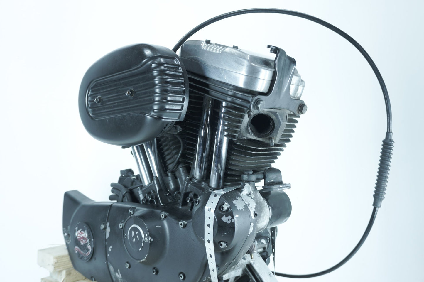 2004 - 2013 Harley-Davidson Sportster Base 883 CARB 883 Engine Motor Transmission  	16052-04