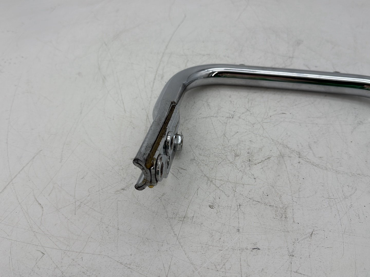 2005 Harley Touring FLHRCI Road King Classic OEM Rear License Plate Support Bar Holder