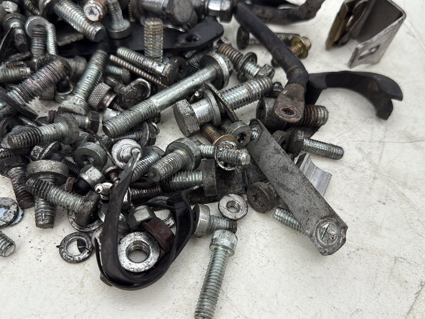 98 Harley Touring FLHTCUI Electra Glide Ultra OEM Hardware Bolts Nuts & Brackets
