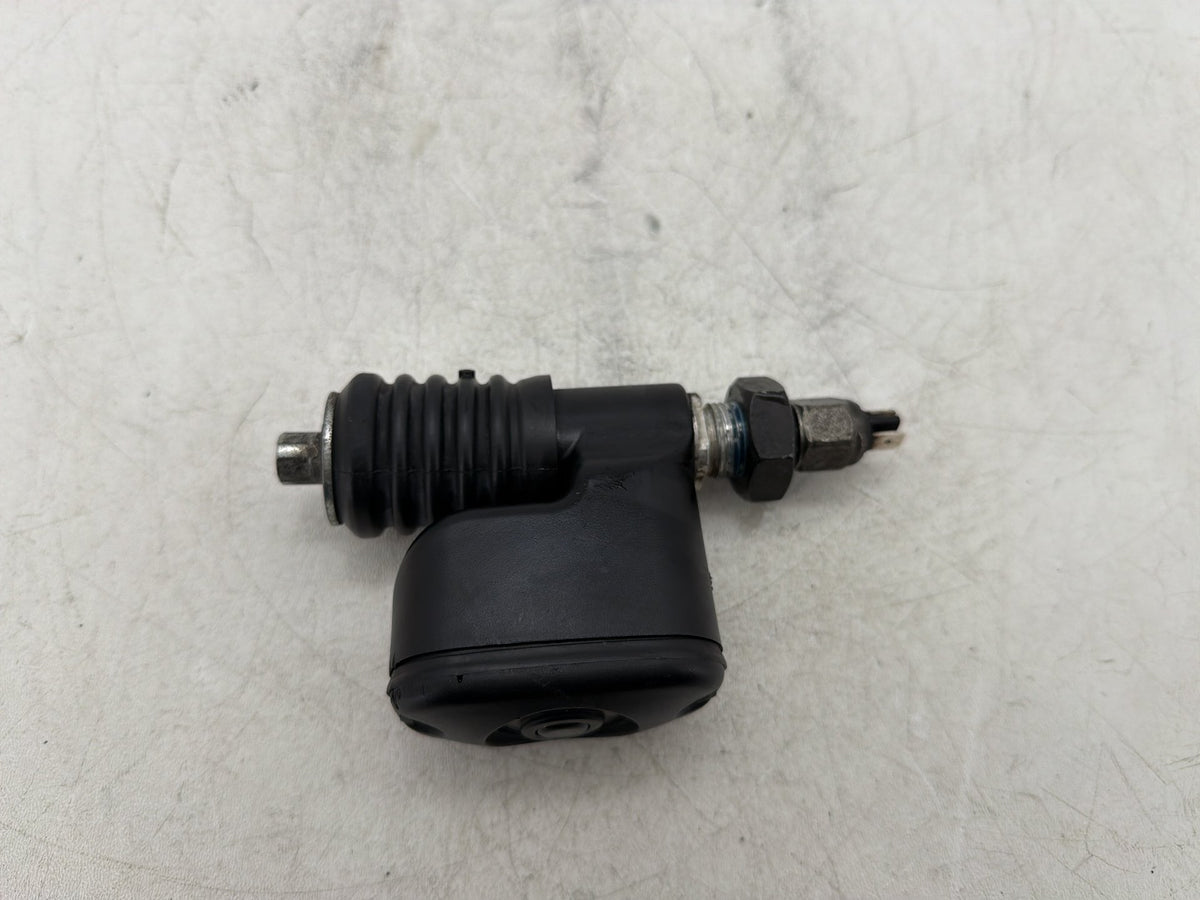 2017 Harley Dyna Street Bob FXDB OEM Rear Brake Master Cylinder Reservoir
