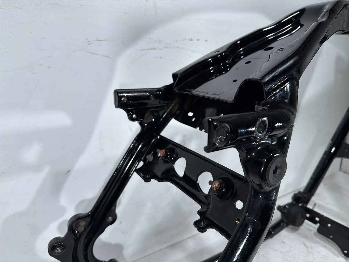 2015 Harley Electra Glide Touring Ultra OEM Body Main Frame Chassis SLVG