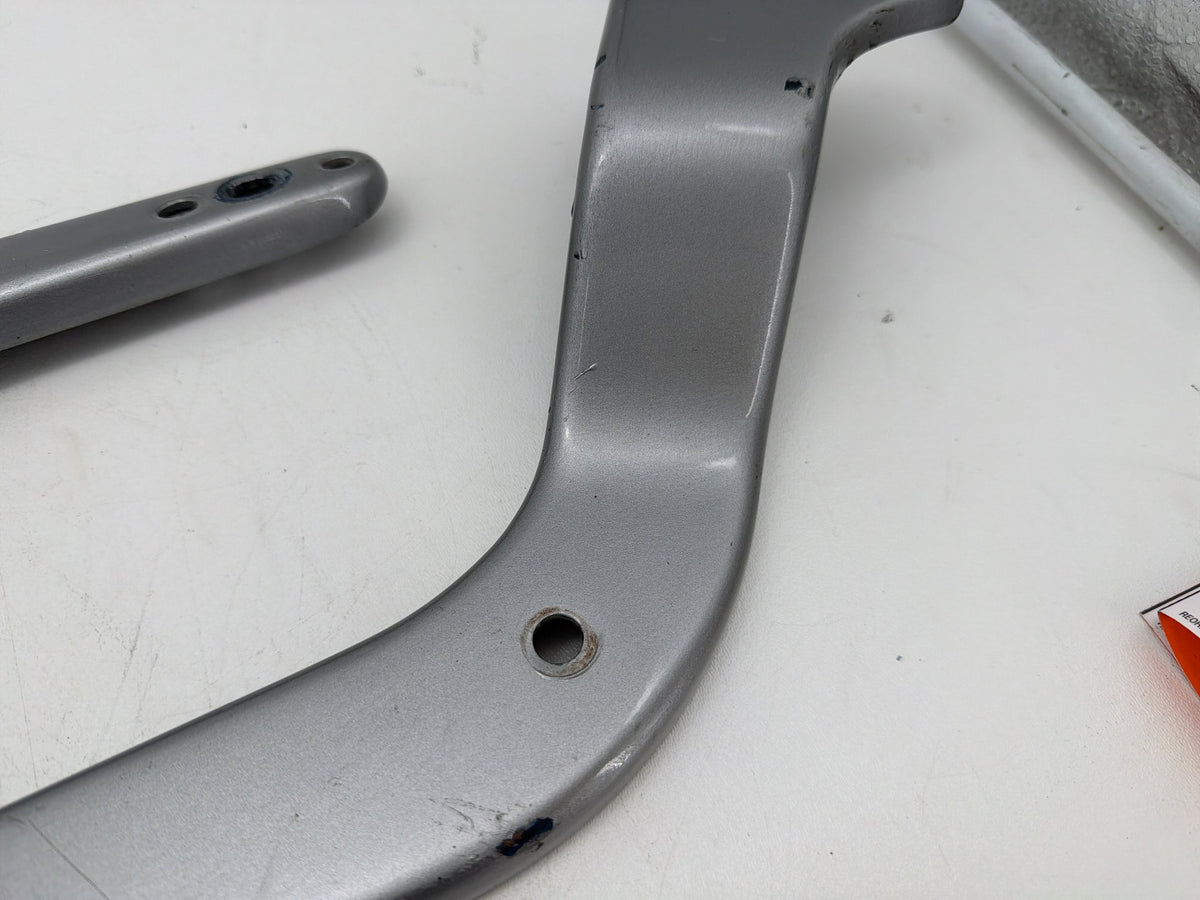 2001 Harley Softail Standard FXST OEM Rear Left Right Fender Struts Bracket