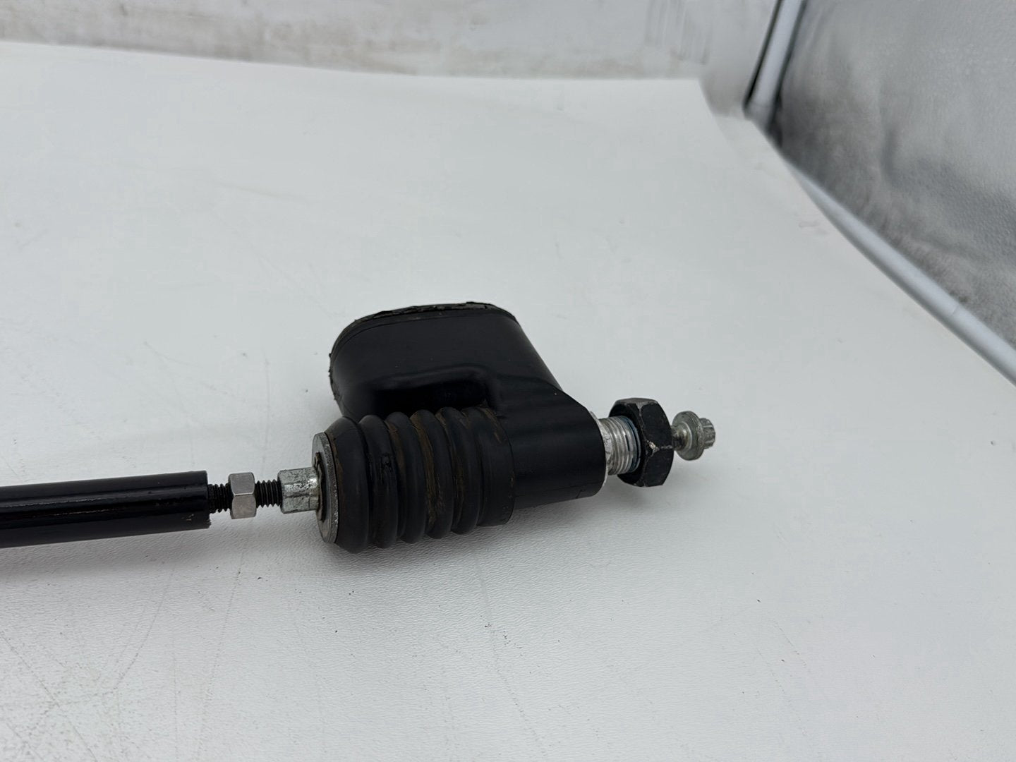2006 Harley Dyna FXDWGI Wide Glide OEM Rear Brake Master Cylinder Reservoir
