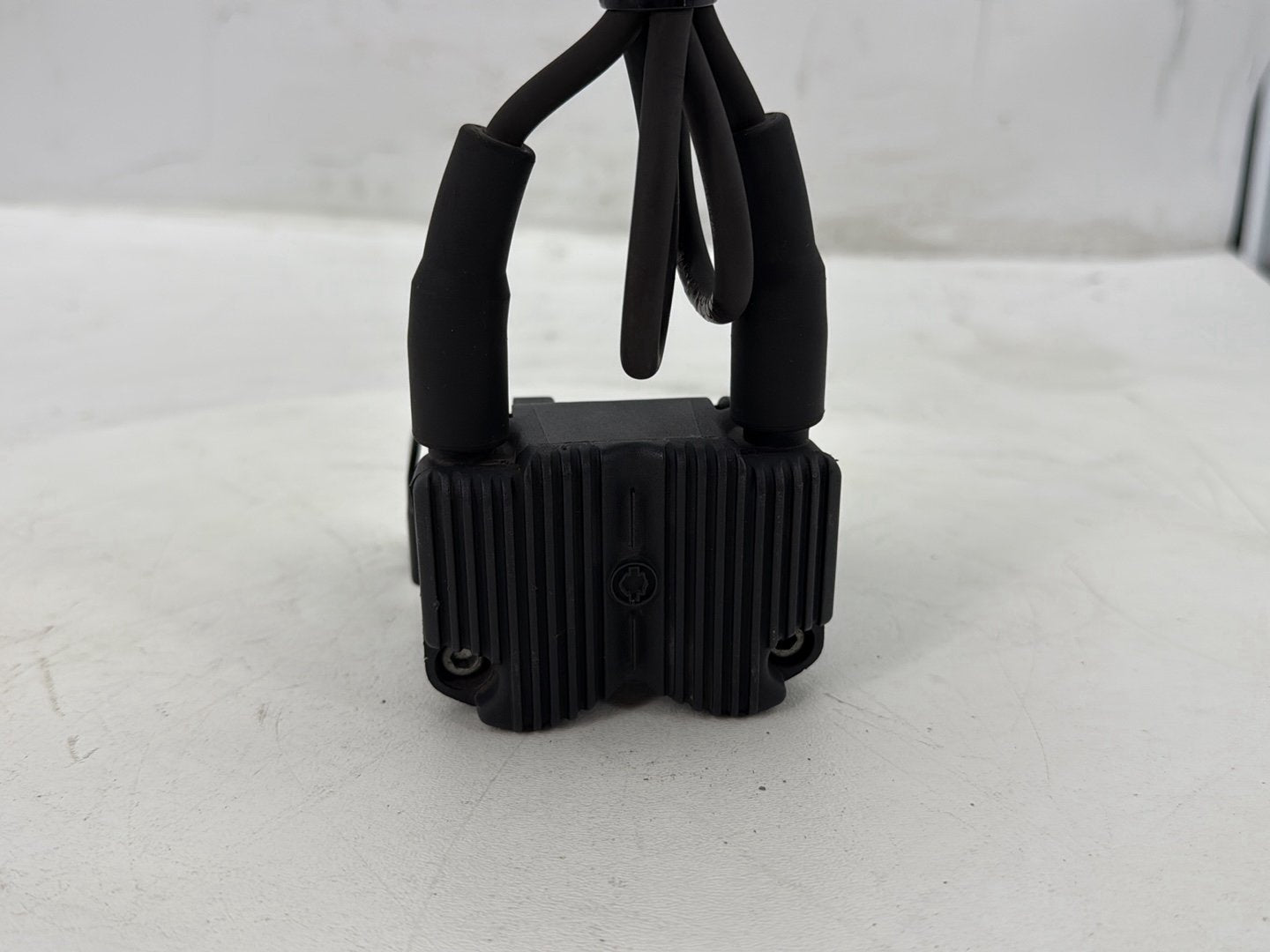 2005 Harley Road Glide Touring FLTRI OEM Ignition Coil Spark Plugs Cable