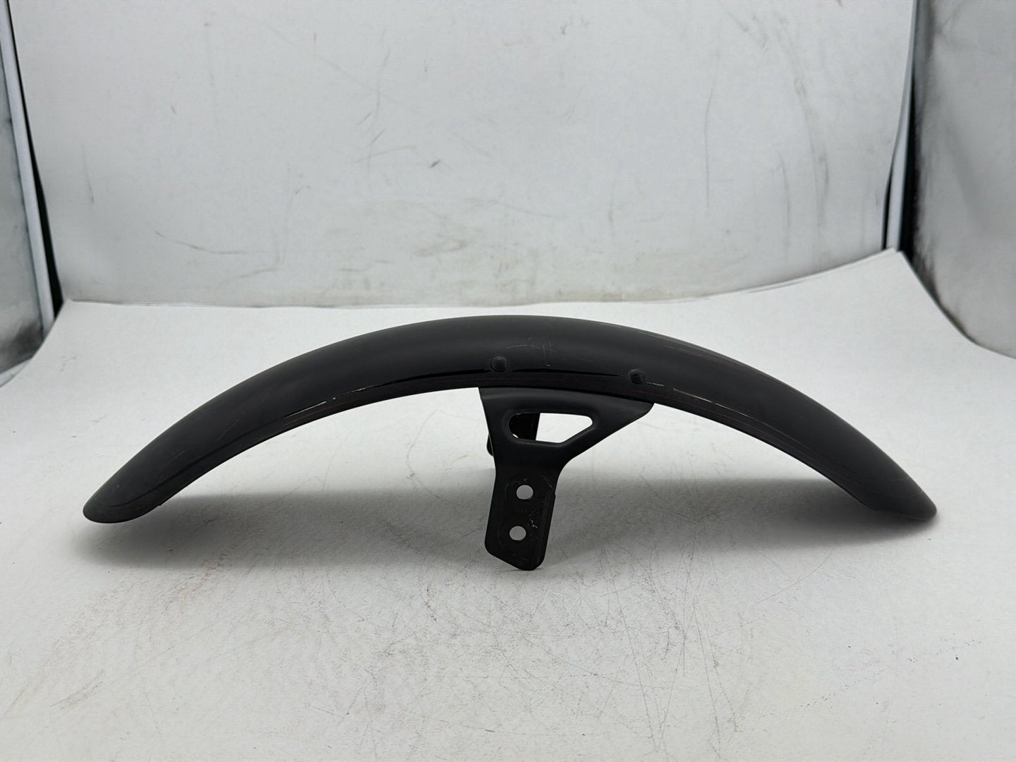 2009 Harley Dyna Street Bob FXDB OEM Front Wheel Fender Shell Panel
