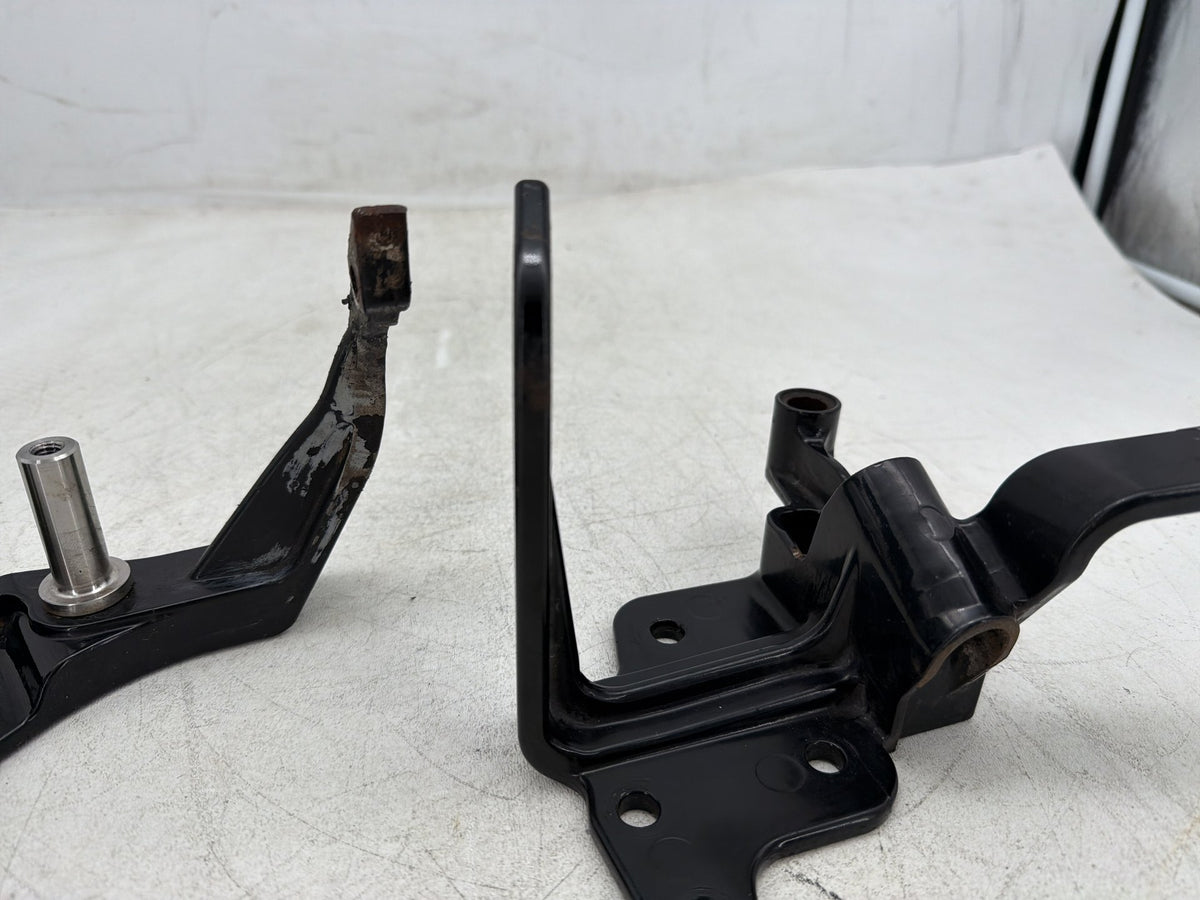 2001 Harley Fat Boy Softail FLSTF OEM Left Right Driver Footpeg Bracket Mounts