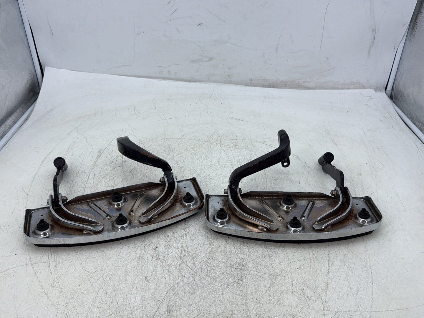 2006 Harley Road King Touring FLHRCI Classic OEM Left Right Driver Floorboard Foot Rest