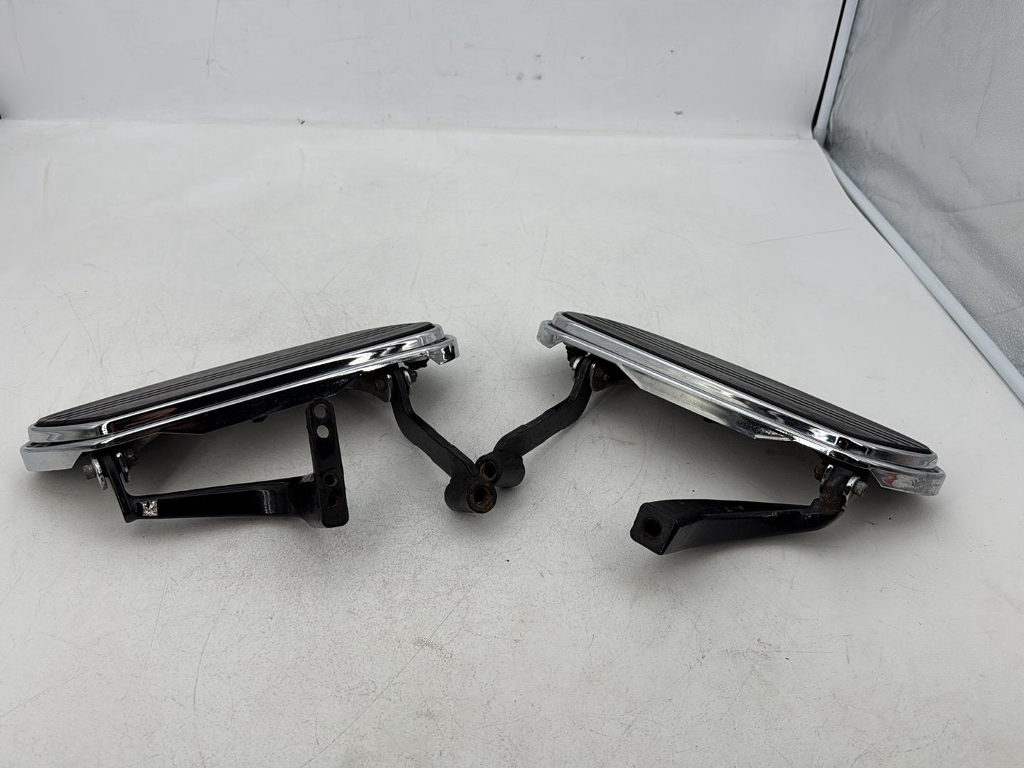 2007 - 2012 Harley-Davidson Touring Street Glide Left Right Driver Floorboard Foot Rest