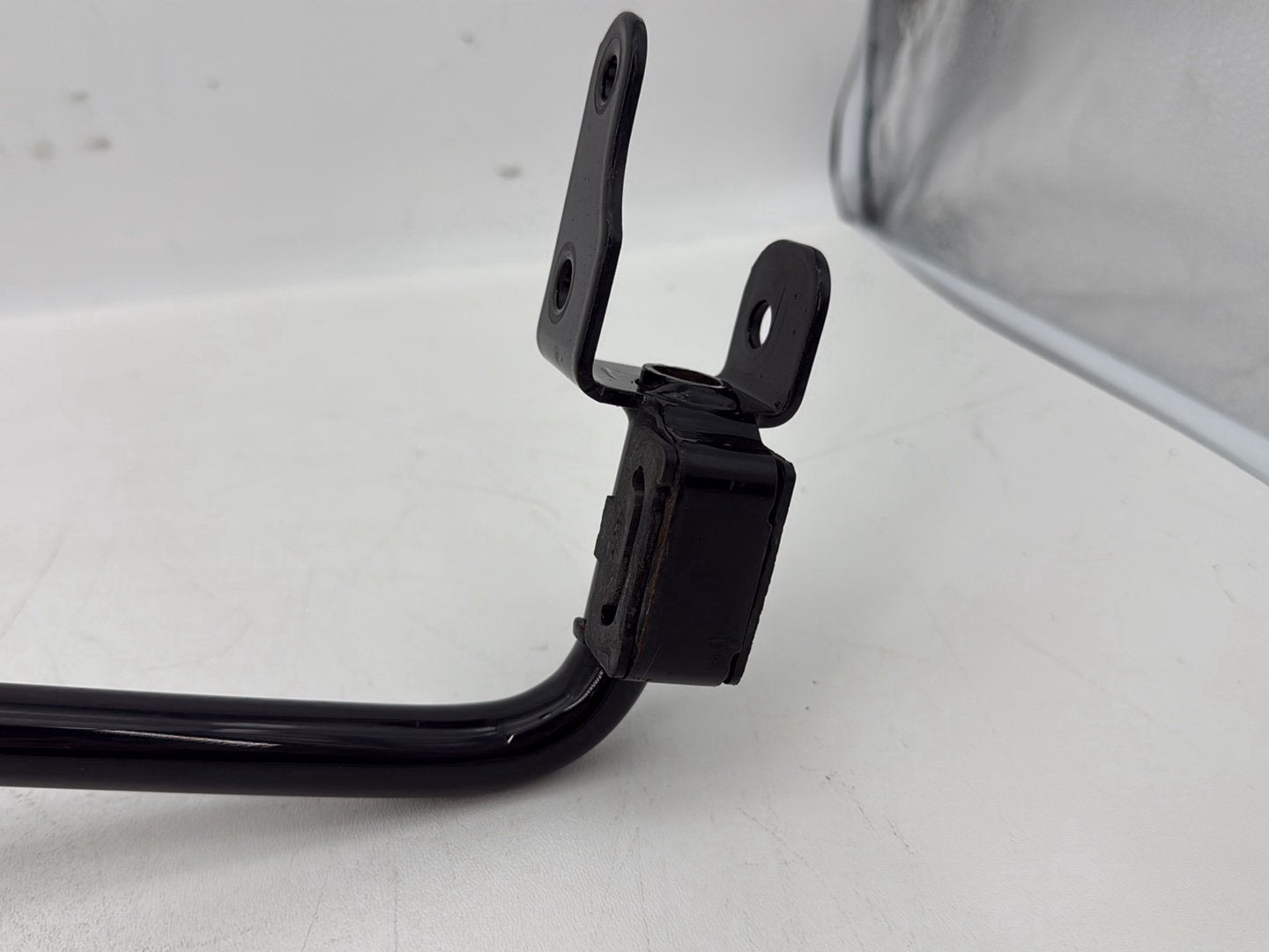 2019 - 2023 Harley-Davidson Touring Street Glide Rear Left Right Saddlebag Guard Rails Bar 90200549