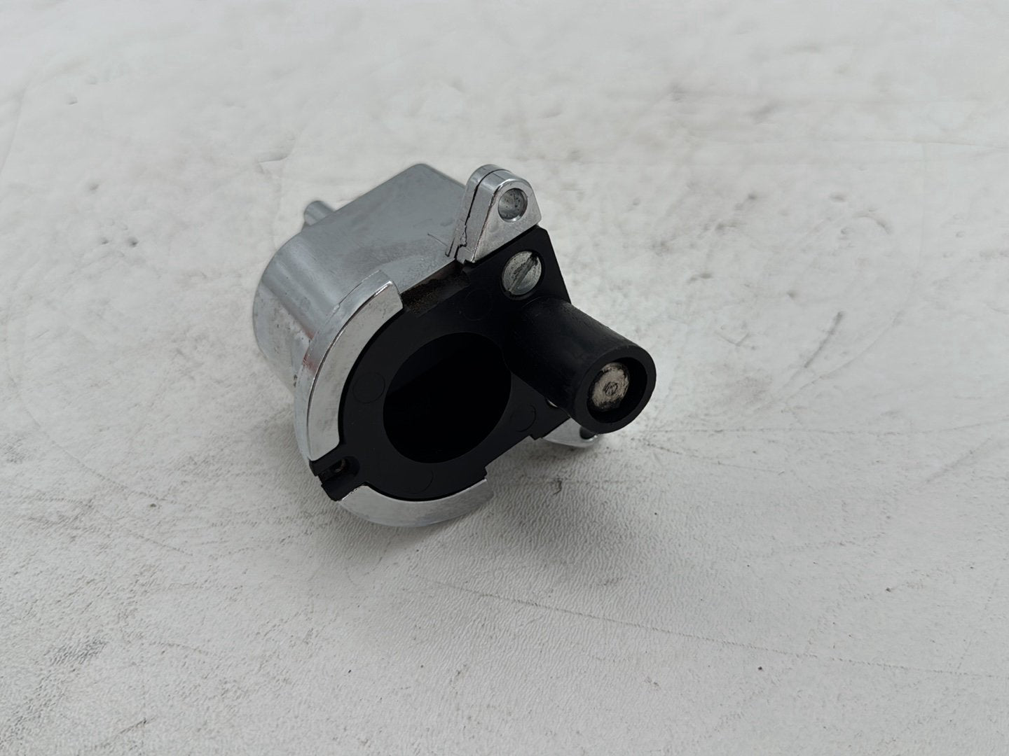 1996 Harley Road King Touring Polic Fork Lock Switch Cylinder Barrel Lockset NOKey