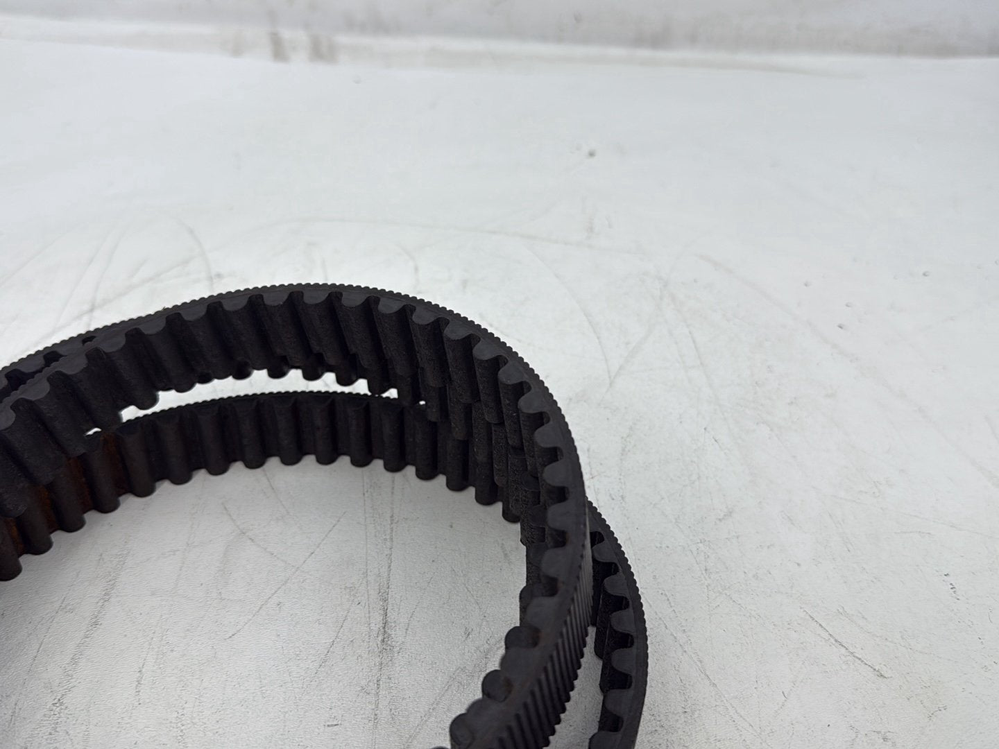 2005 Harley Heritage Softail Classic FLSTCI OEM Rear Drive Belt 135T 1-1/8"