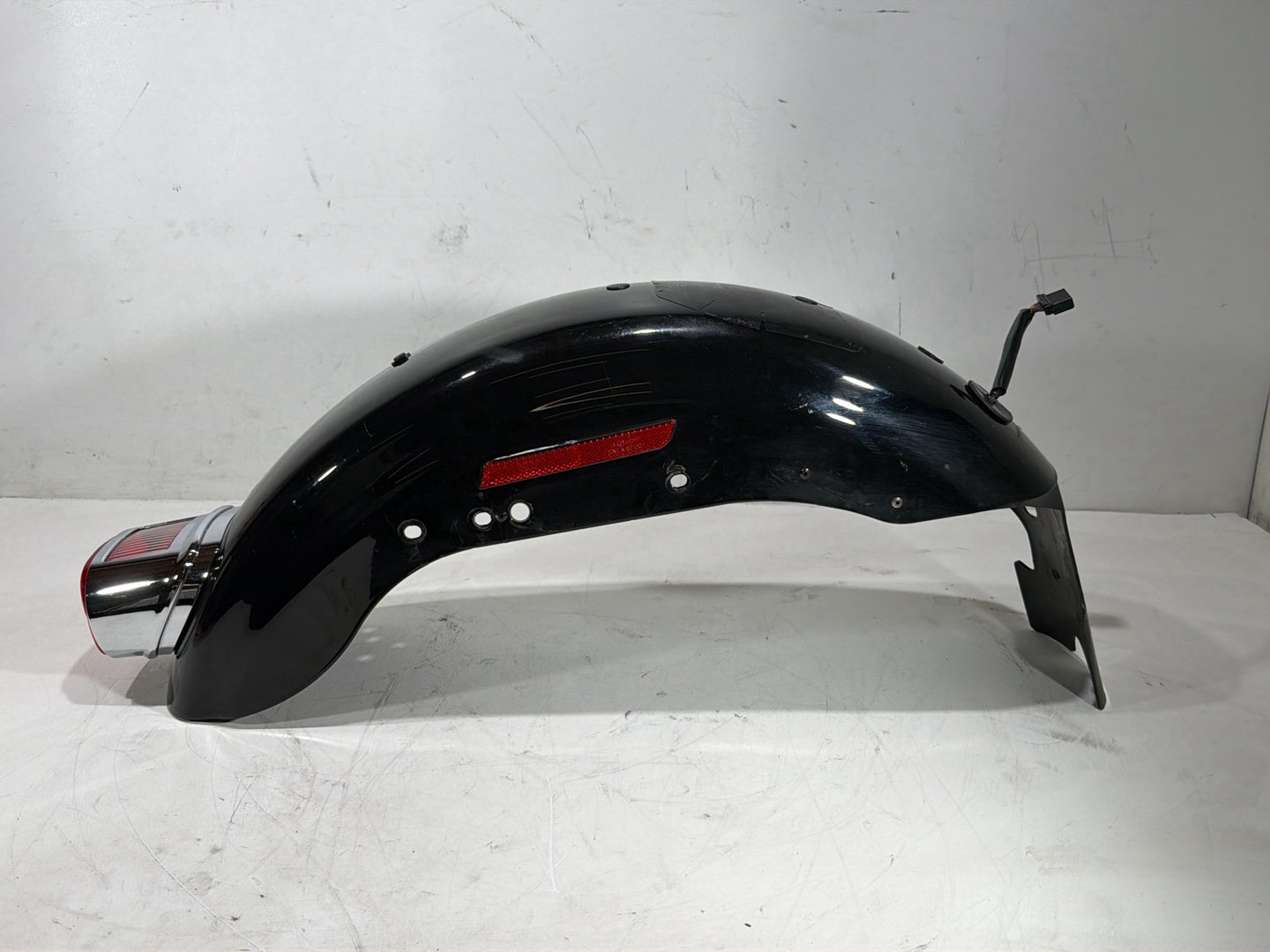 2005 Harley Sportster 1200 Roadster XL1200R OEM Rear Wheel Fender Taillight Brake Lamp
