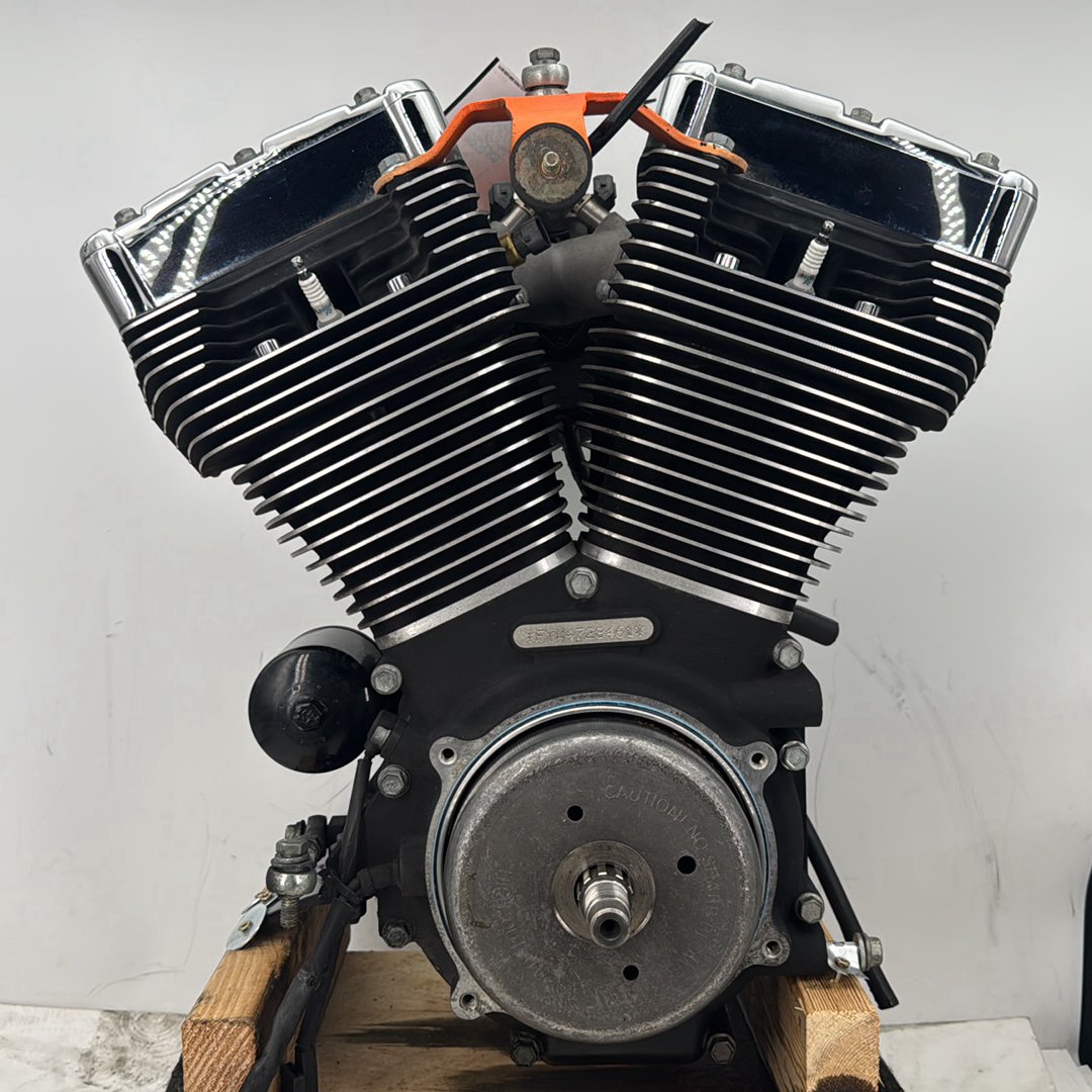 2004 Harley Road King Touring Custom FLHRSI OEM EFI Twin Cam 88 Engine Motor