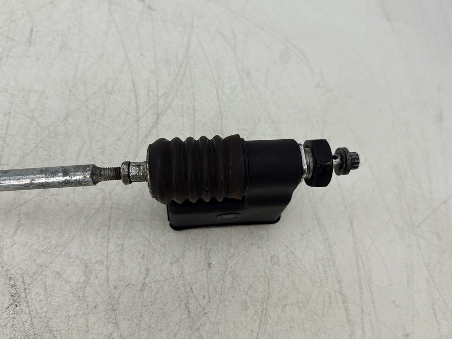 2004 Harley Dyna Super Glide FXDI OEM Rear Brake Master Cylinder Reservoir