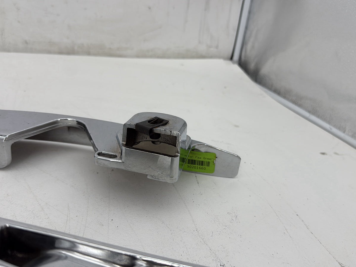 2017 Harley Road Glide Touring OEM Left Right Saddlebag Fender Struts Brackets