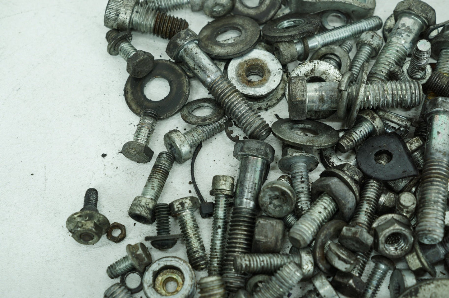 1999 - 2006 Harley-Davidson Touring Electra Glide Classic Hardware Bolts Nuts & Brackets