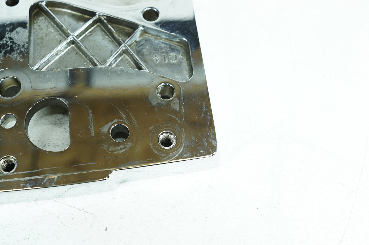 1999 - 2006 Harley-Davidson Touring Road King Classic Twin Cam Lower 1 Rocker Box 17543-99A 17543-99