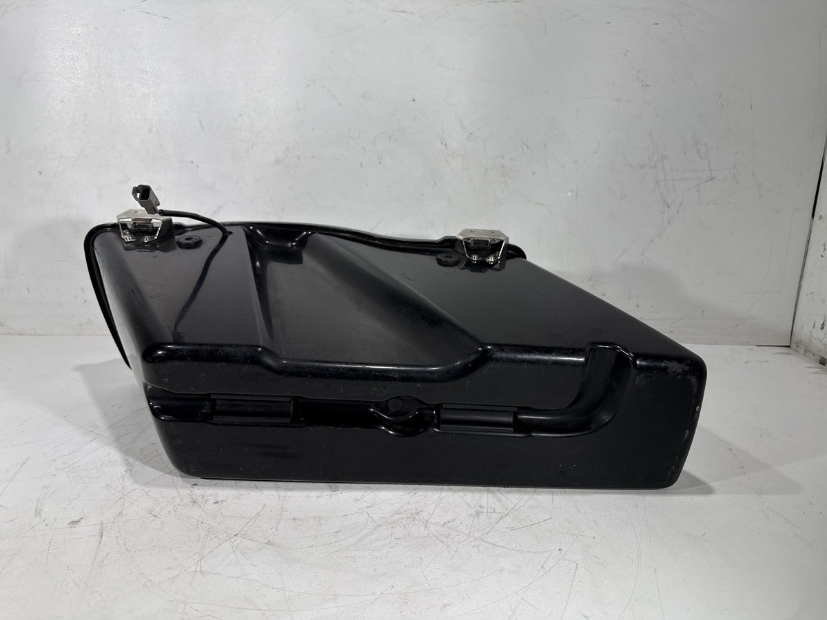 2006 Harley Street Glide Touring FLHX OEM Right 1 Saddlebag Luggage NO Key