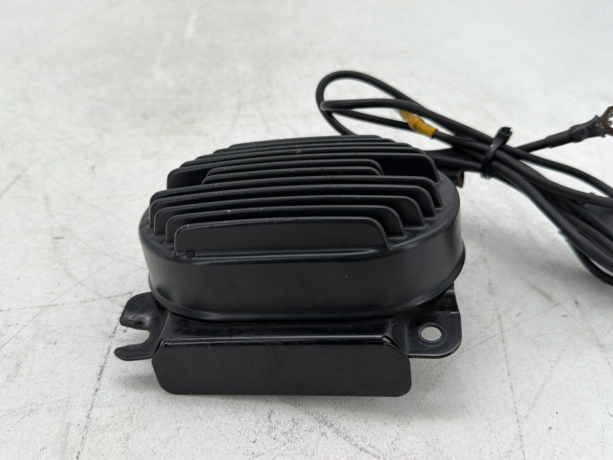 2005 Harley Softail Fat Boy FLSTF OEM Voltage Regulator Rectifier