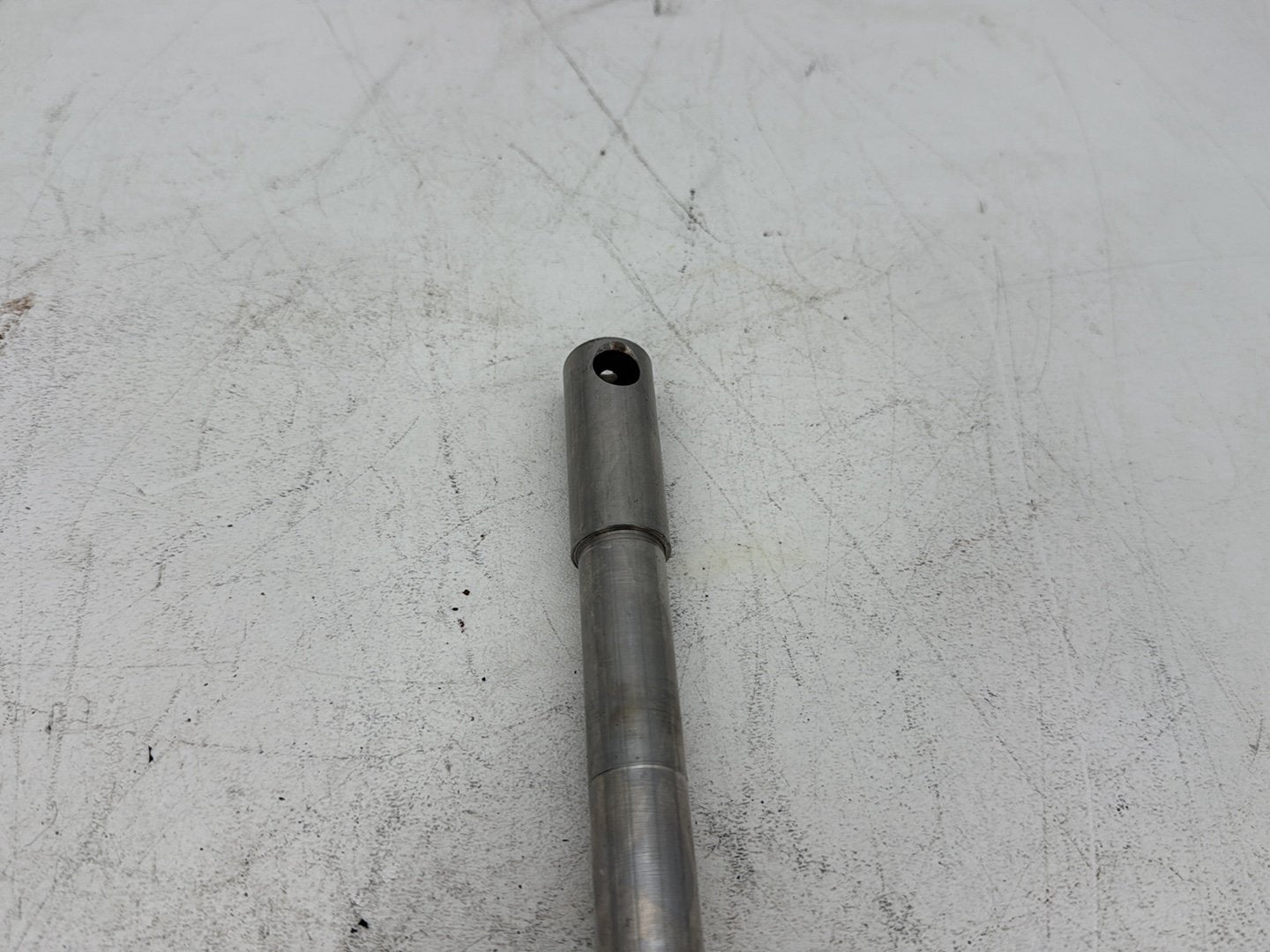 1996 Harley Electra Glide Touring FLHT OEM Front Wheel Axle Bolt Shaft