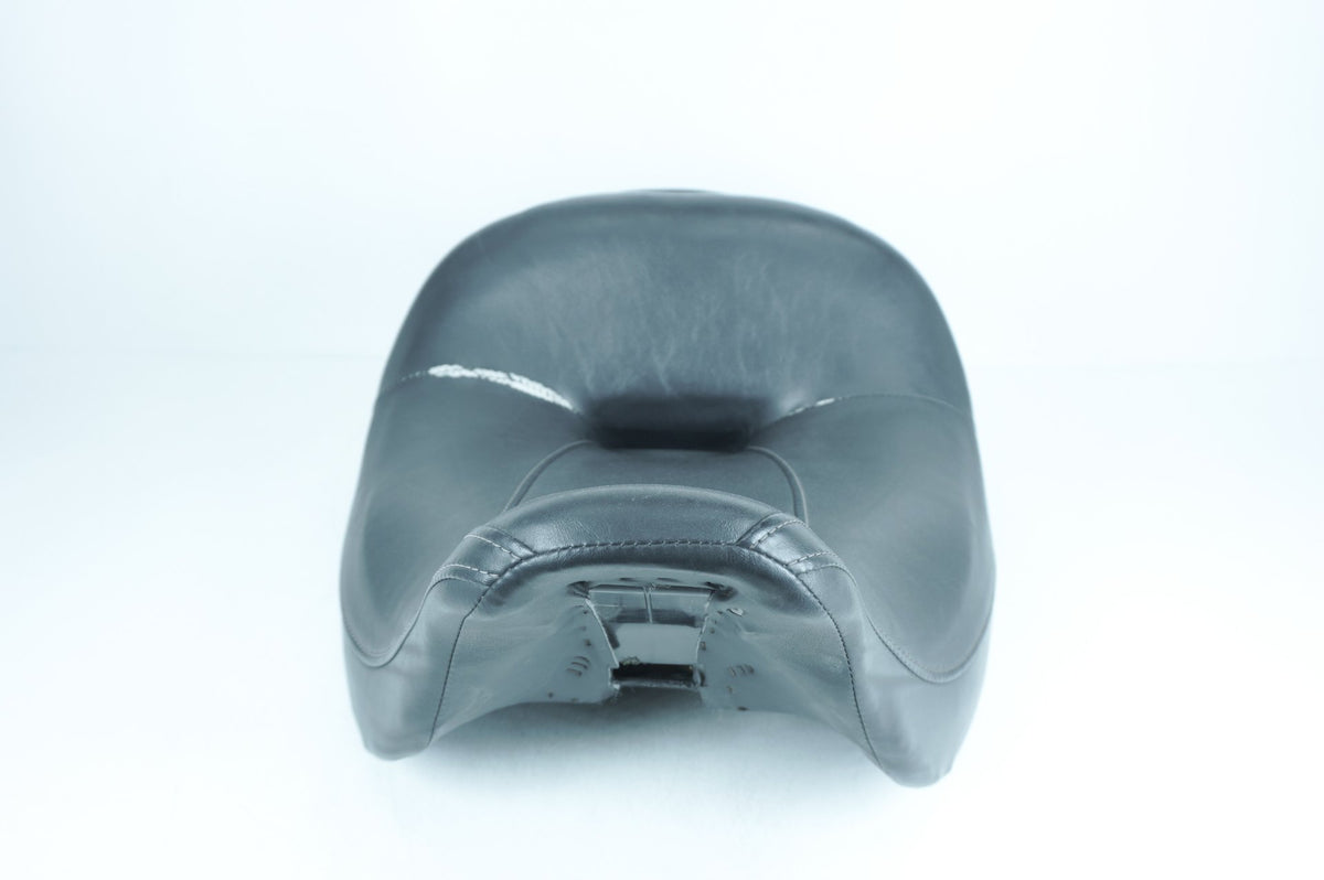 2008 Harley Touring Electra Glide Classic OEM Passenger Rider Driver Seat Saddle