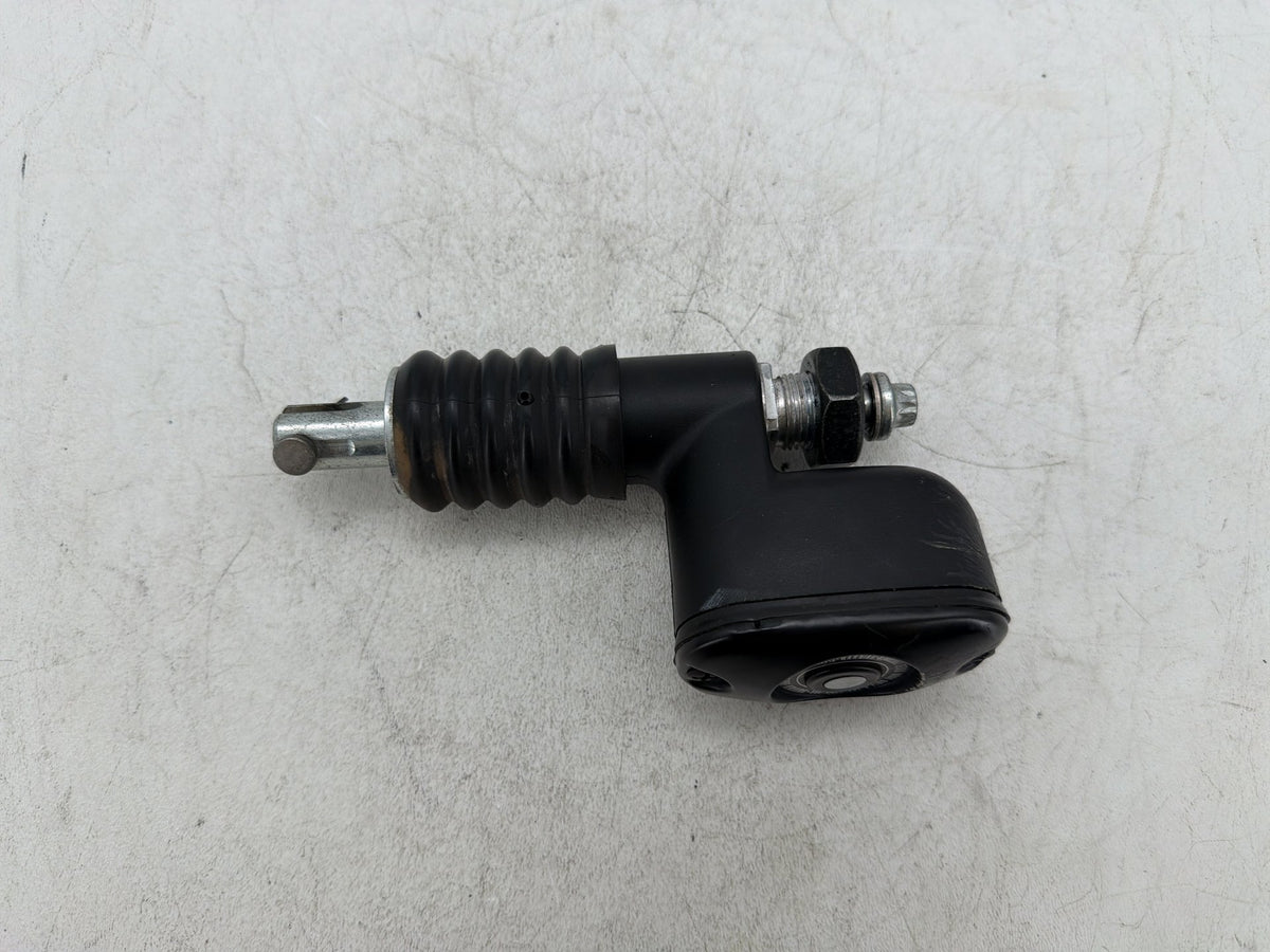 2003 Harley Softail Deuce FXSTDI OEM Rear Brake Master Cylinder Reservoir