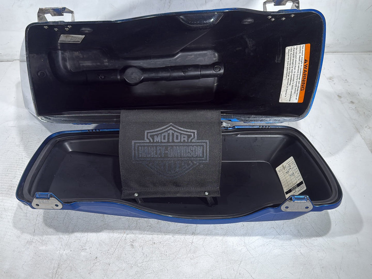 2007 Harley Electra Glide Touring Ultra OEM Right 1 Saddlebag Luggage NO Key