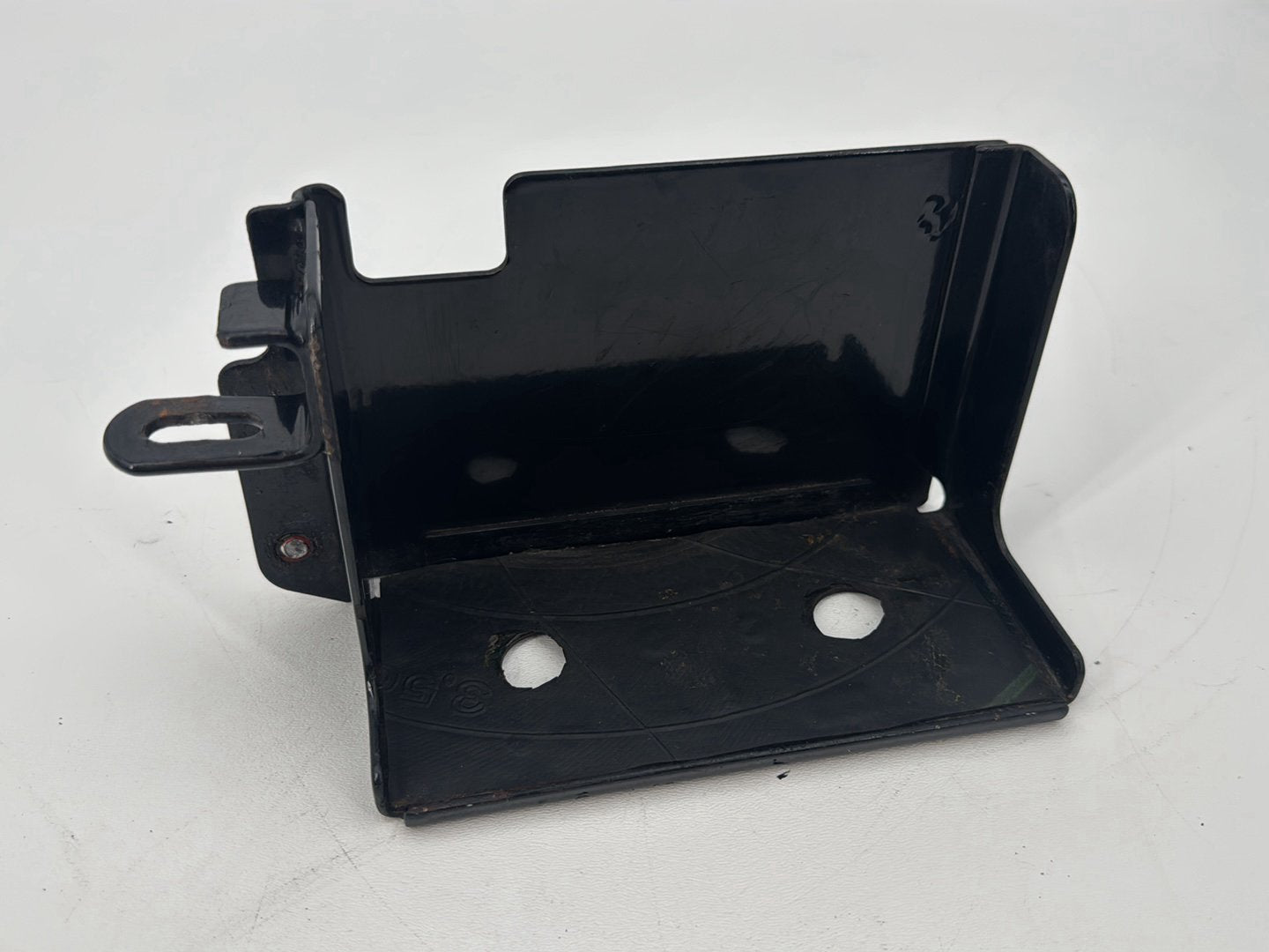 1999 - 2006 Harley-Davidson Dyna Low Rider Battery Tray Bracket Holder Carrier