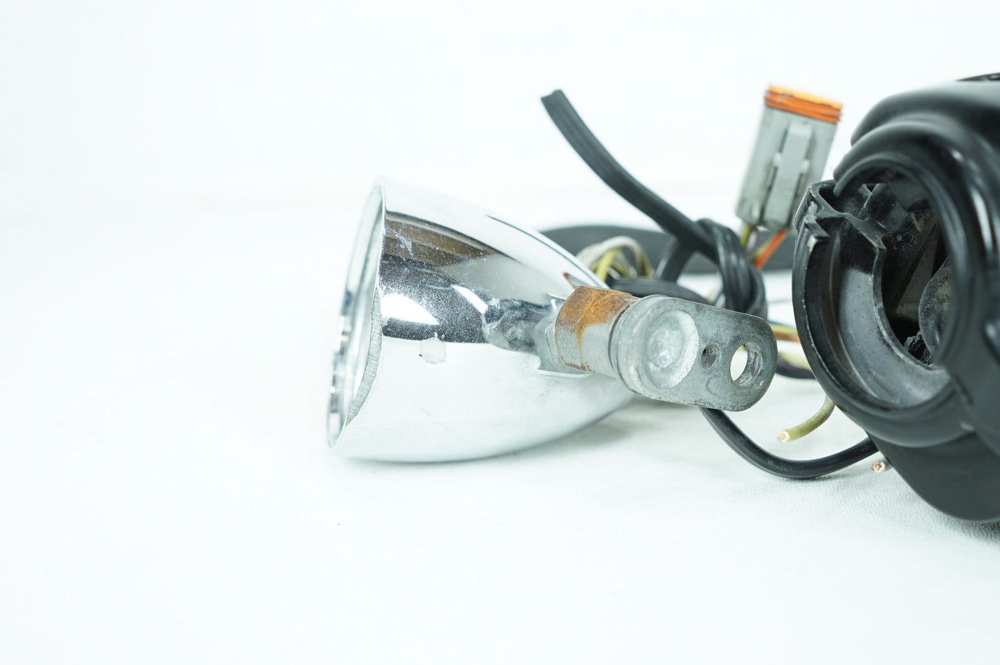 2000 - 2006 Harley-Davidson Dyna Street Bob Left Turn Signal Headlight Switches Controls 71597-96B