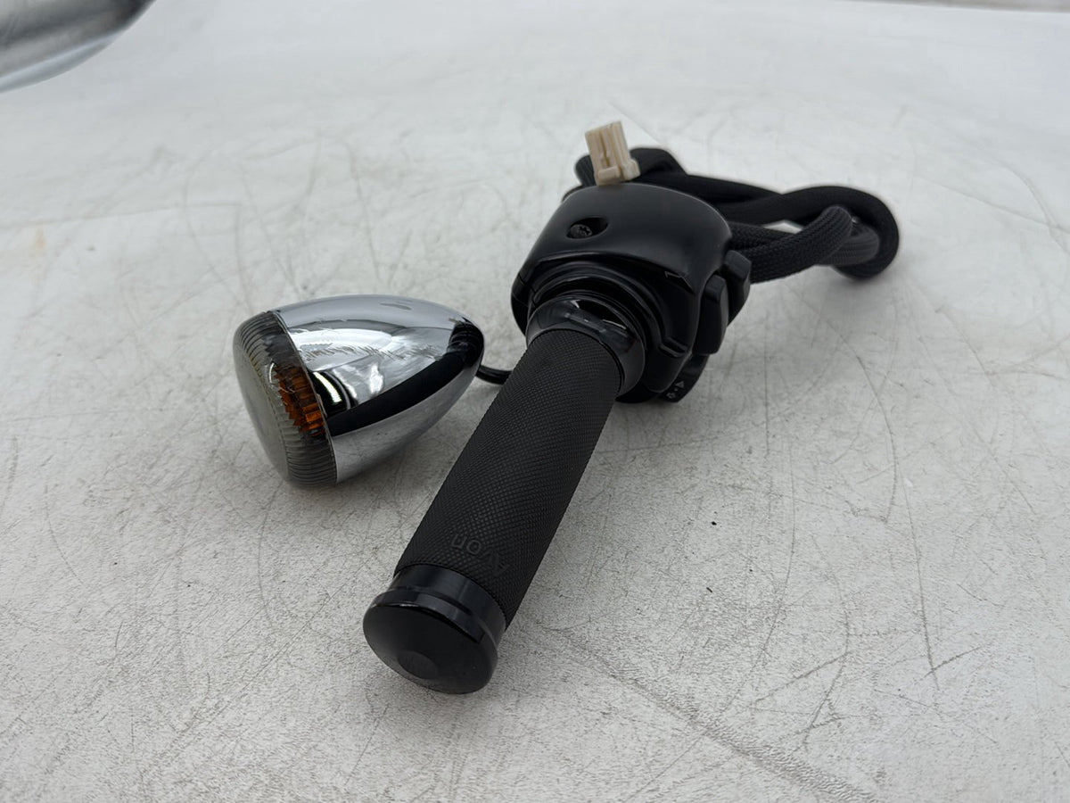 2010 Harley Dyna Fat Bob FXDF OEM Left Turn Signal Headlight Switches Controls