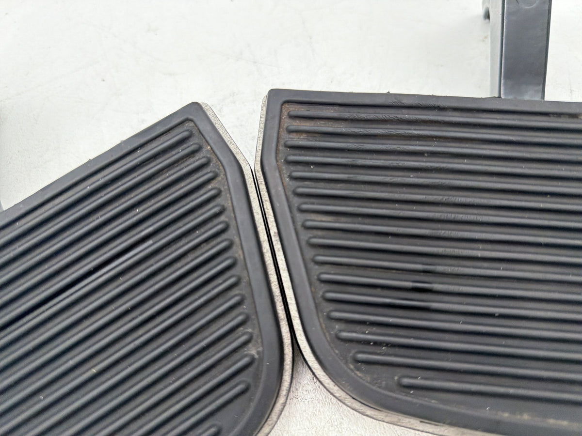 2012 Harley Electra Glide Touring OEM Left Right Passenger Floorboard Foot Rest