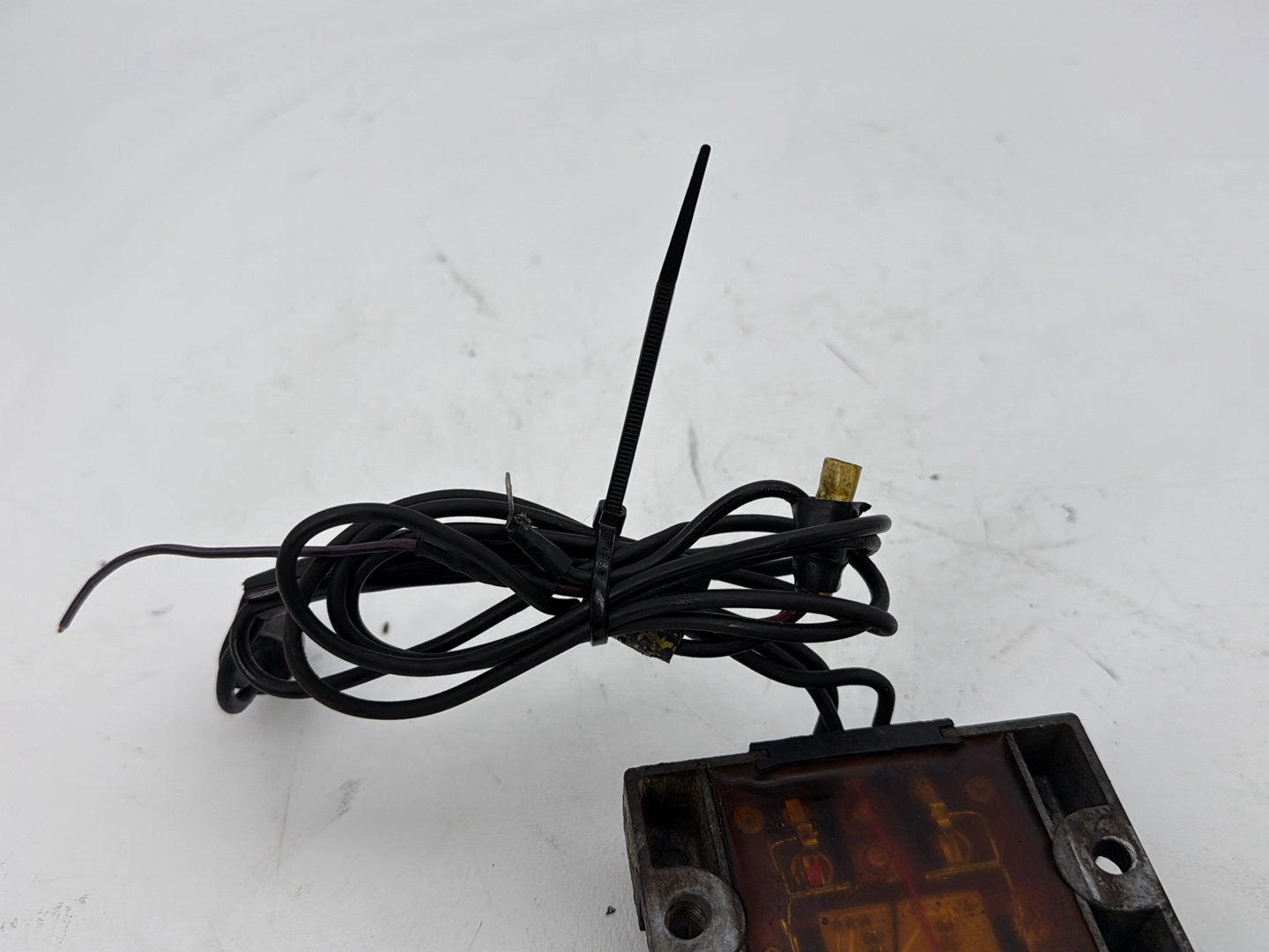 1993 Harley Sportster XLH883H Hugger 883 OEM Voltage Regulator Rectifier