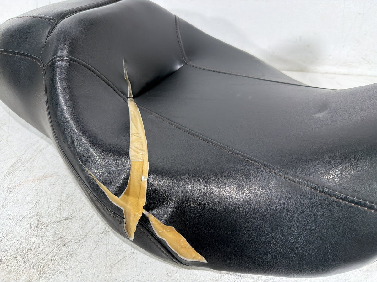 2010 Harley Street Glide Touring FLHX OEM Passenger Rider Driver Seat Saddle